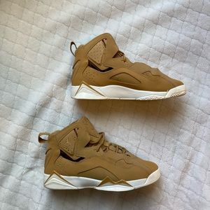 Jordan True Flight Golden Harvest